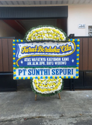 Papan Bunga Duka di Panawangan